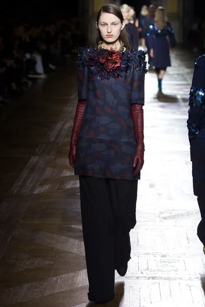 Look 20